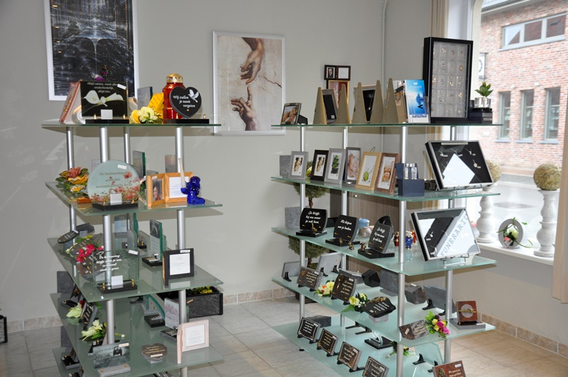 Deveaux rouwwinkel foto 6